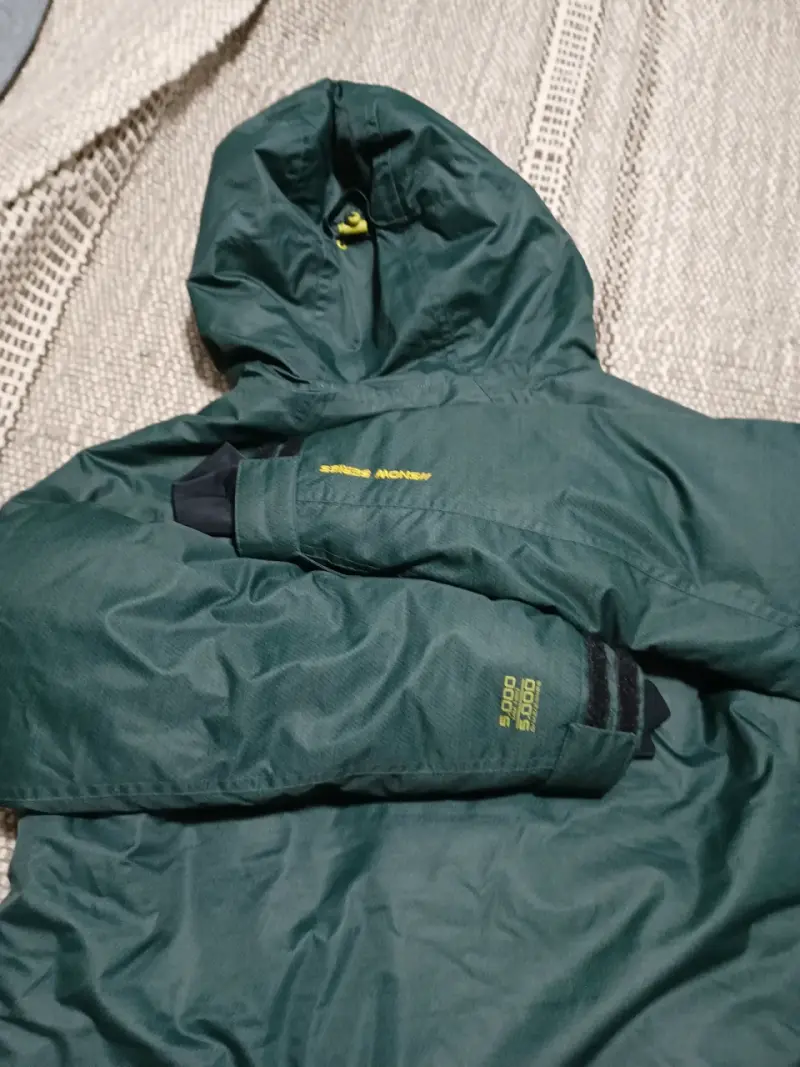 Chaqueta impermeable verde para invierno - 6