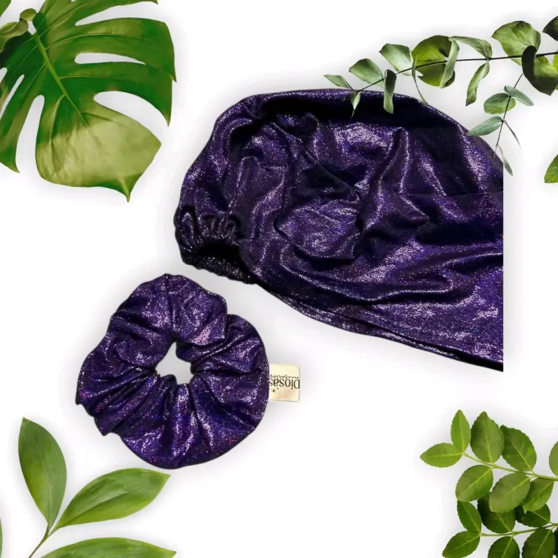 Gorro de satén morado con scrunchie - 1
