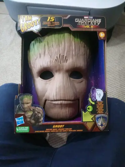 Máscara parlante Groot Guardianes de la Galaxia - miniatura 1