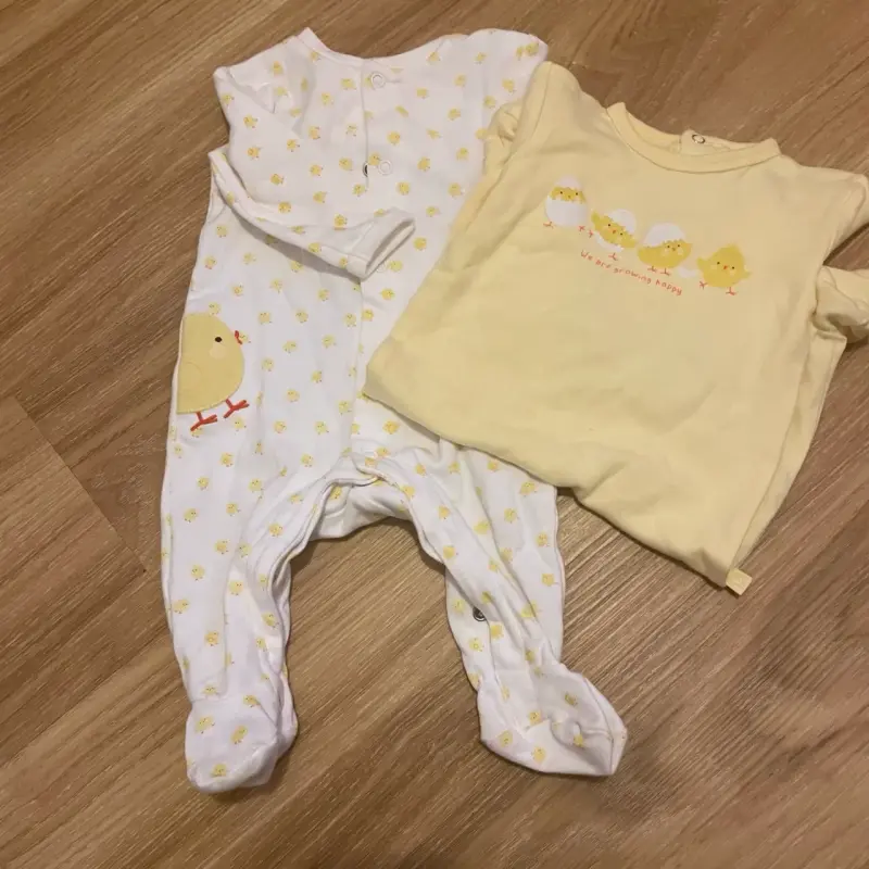 Conjunto de enteritos para bebé con diseño - 4