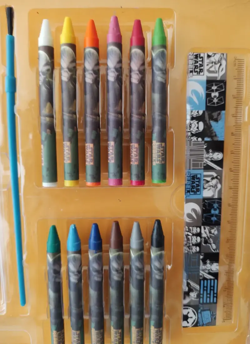 Maleta Artística Star Wars con 52 piezas - 4