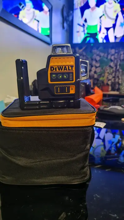 Nivel láser DeWalt 12 lineas , 3 lados 360° - miniatura 1