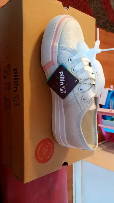 Zapatillas brillantes para niños Pillin - miniatura 1