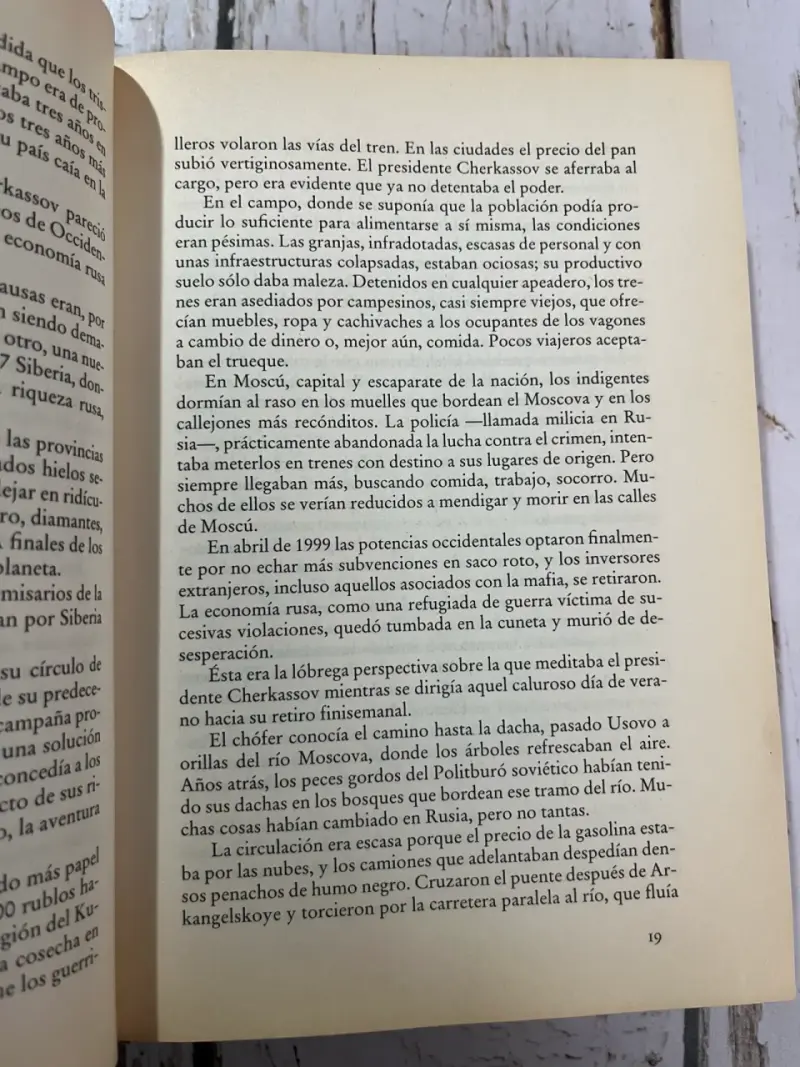 Libro 'El Manifiesto Negro' de Frederick Forsyth - 5