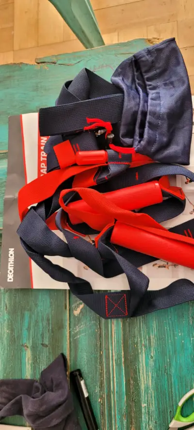 Set de entrenamiento en suspensión con correas ajustables - miniatura 5