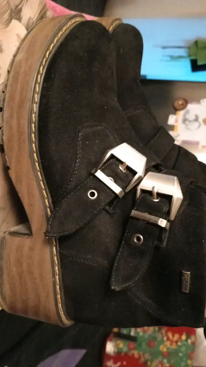 Botines de gamuza negros con hebillas - 2