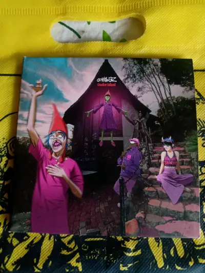 CD musical Gorillaz - miniatura 1