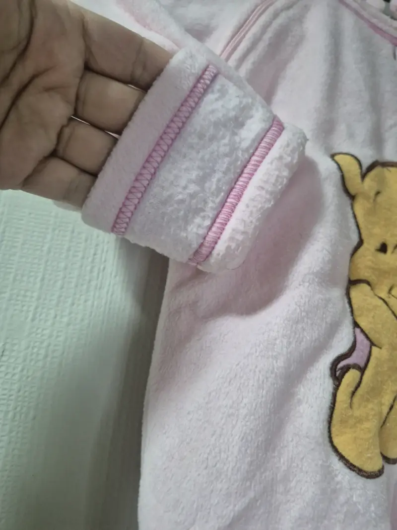 Enterito de bebé rosado con Winnie the Pooh - 3