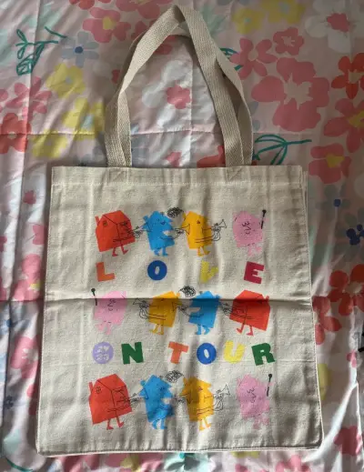 Bolso tote de tela 'Love on Tour' - miniatura 1