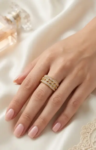 Anillo Trenzado de Triple Hileras en Tono Dorado - miniatura 1
