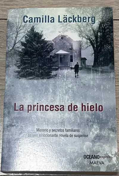 Libro 'La princesa de hielo' de Camilla Läckberg - miniatura 1