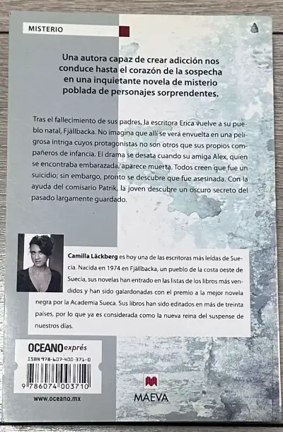 Libro 'La princesa de hielo' de Camilla Läckberg - miniatura 2