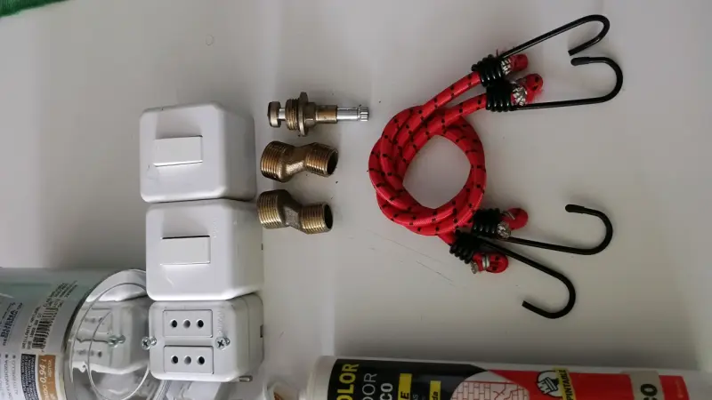Kit de herramientas y materiales de construcción - 3