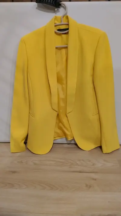 Blazer amarillo Basement para mujer - miniatura 1