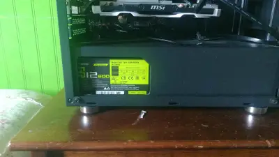 PC de escritorio con tarjeta gráfica MSI, negociab - miniatura 5