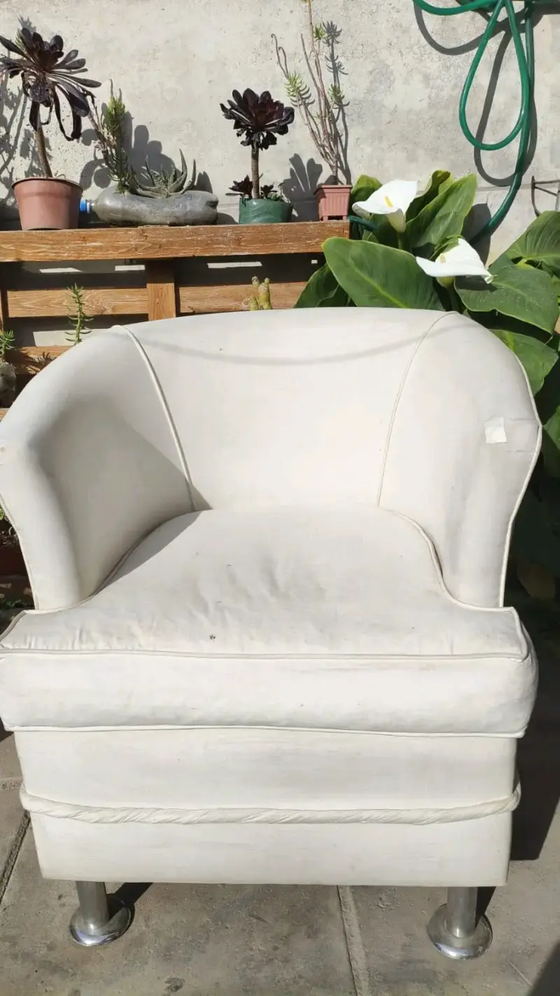 Sillón individual blanco en buen estado - 1