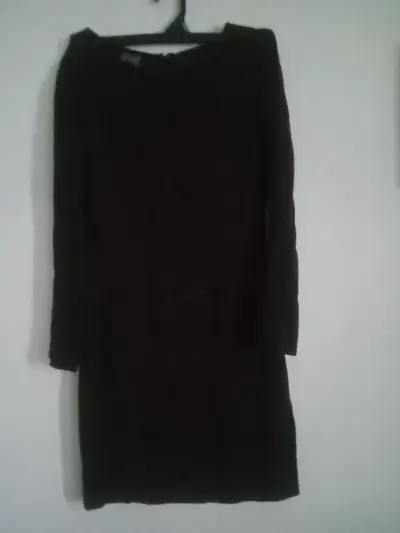 Vestido café chocolate de manga larga elegante - miniatura 1