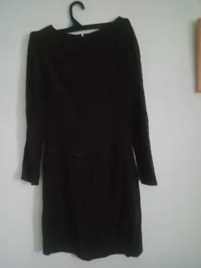 Vestido café chocolate de manga larga elegante - miniatura 3