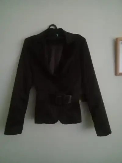 Blazer satinado cafe chocolate con cinturon - miniatura 1