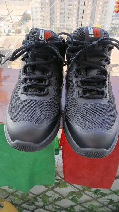 Zapatillas de Seguridad  negras nuevas marca - miniatura 3