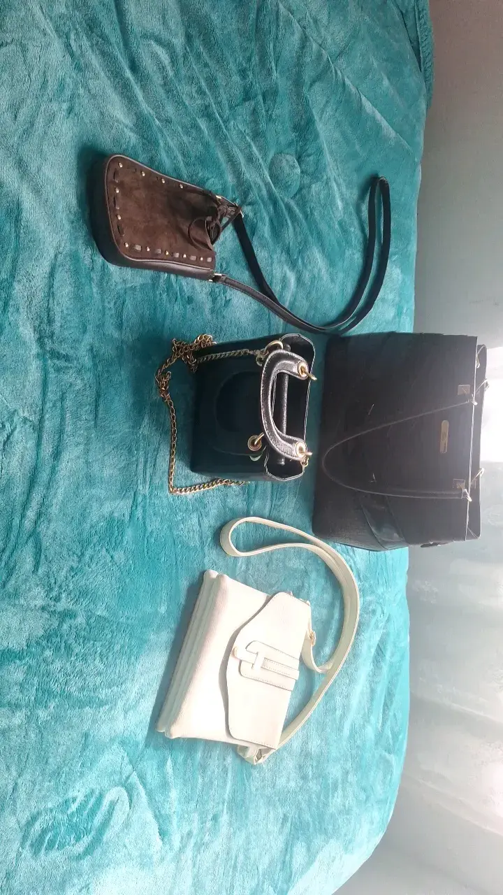 Set de carteras de cuero y gamuza