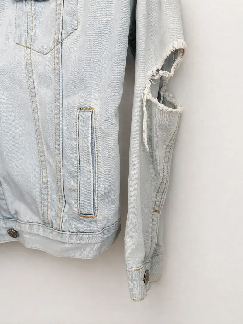 Chaqueta de mezclilla desgastada para mujer - 3