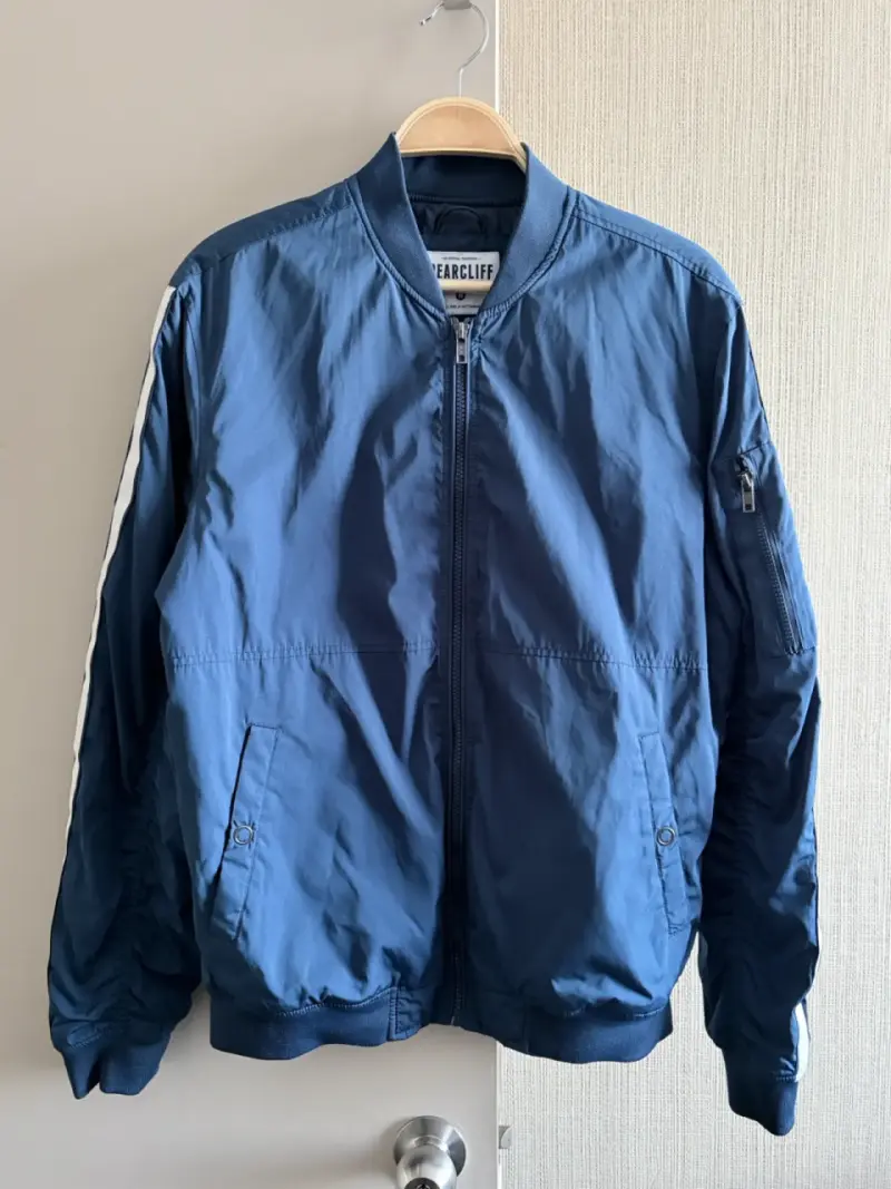 Chaqueta bomber azul marca Bearcliff - 1