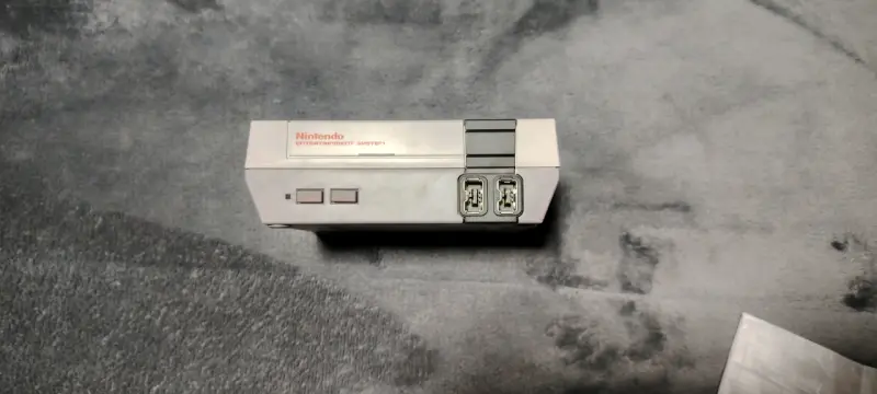 Consola Nintendo NES Classic Edition con 30 juegos - 6