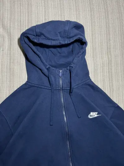 Polerón con capucha Nike azul marino - miniatura 3