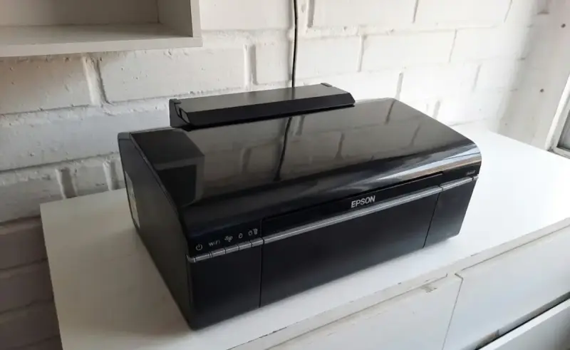 Impresora Epson L805 WiFi multifuncional negra - 1