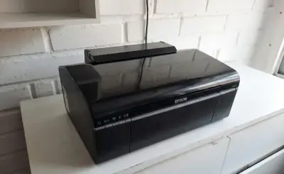 Impresora Epson L805 WiFi multifuncional negra - miniatura 1