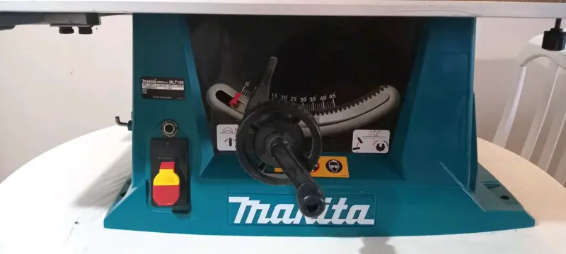 Sierra de banco Makita 1500W - 2