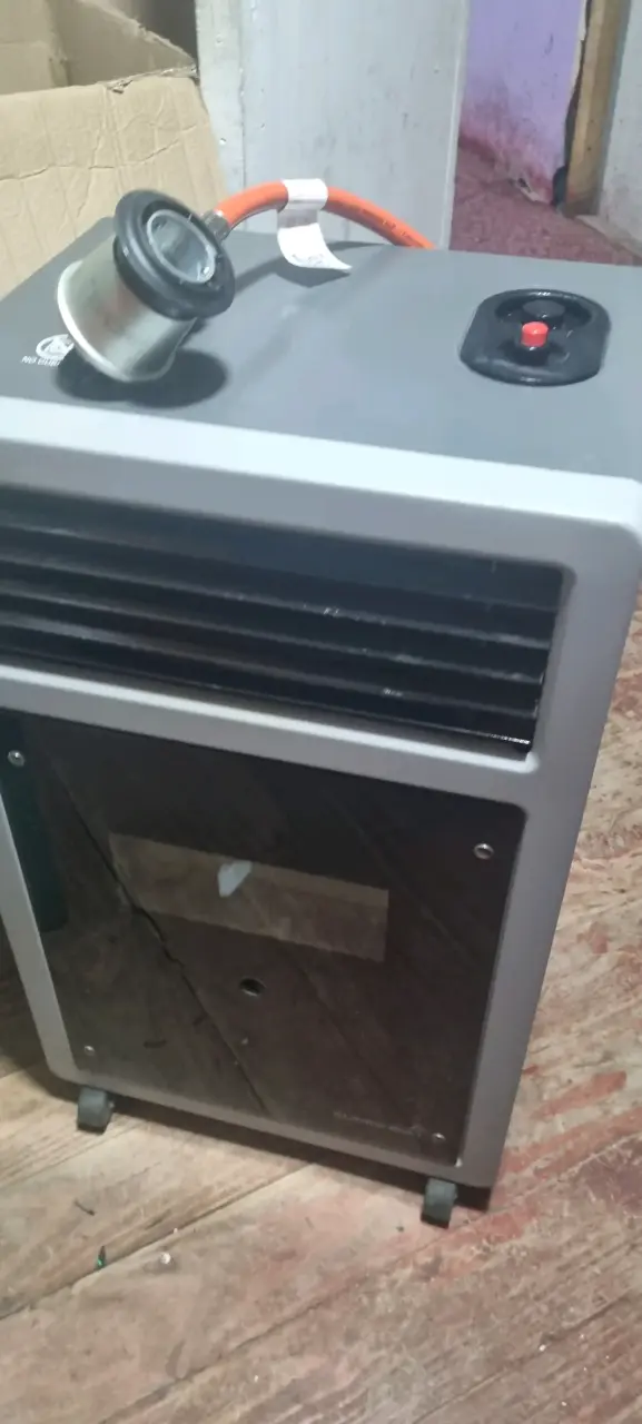Calefactor a gas portátil con ruedas - 1