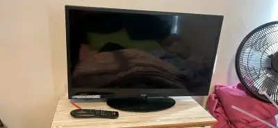 Televisor LED AOC con control remoto - miniatura 1