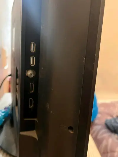 Televisor LED AOC con control remoto - miniatura 2