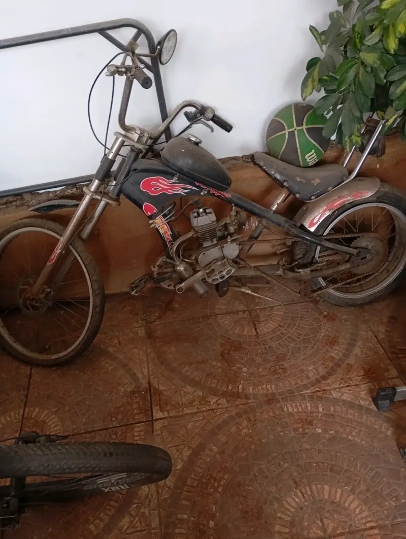 Bicicleta chopper estilo vintage