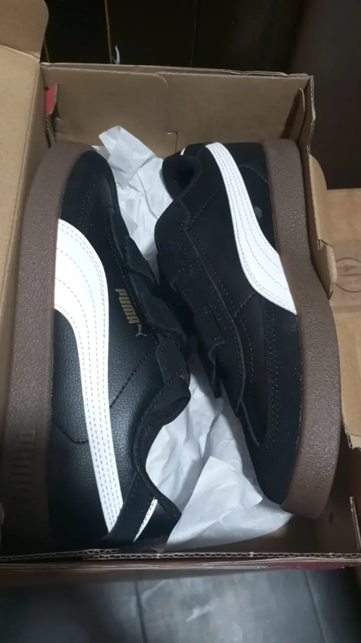 Zapatillas deportivas negras Puma clásicas - 1