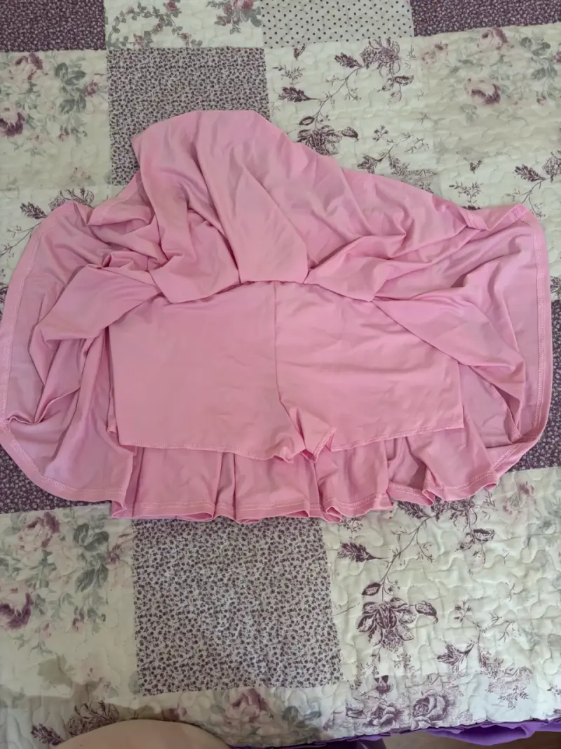 Falda corta plisada rosa para mujer - 2