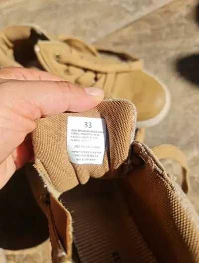 Zapatillas de niño color beige con cierre - miniatura 2