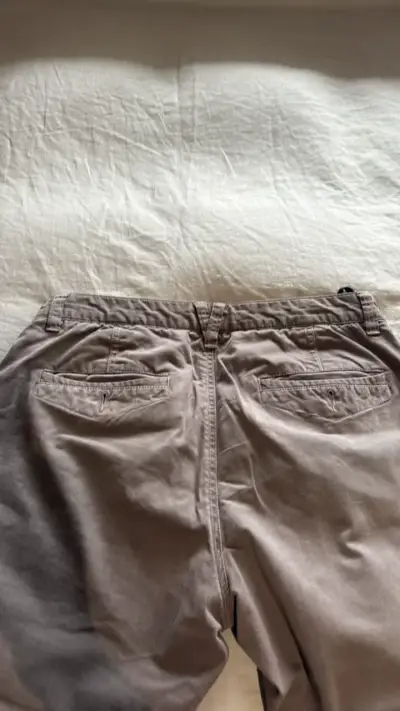 Pantalones  color beige para hombre - miniatura 3