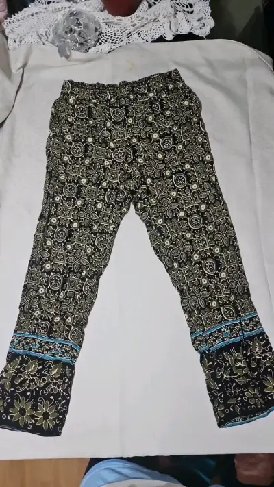 Pantalones estampados bohemios para mujer - miniatura 1