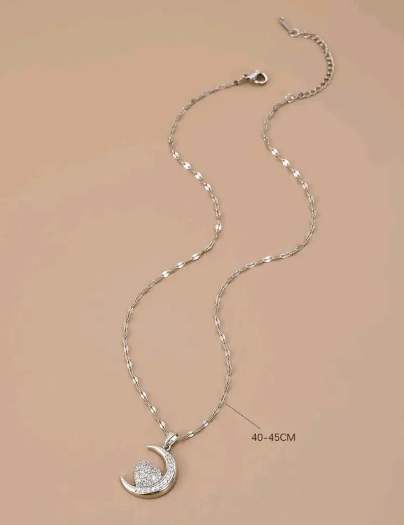 Collar de plata con colgante de luna y corazón - 2