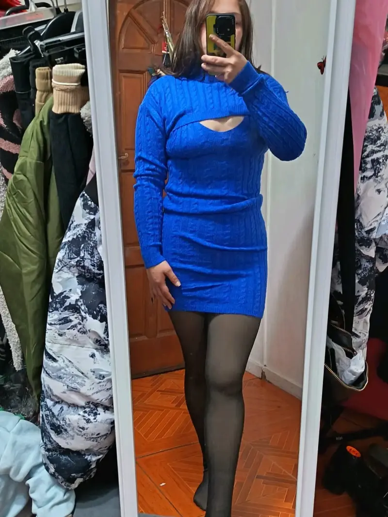Vestido azul de punto con abertura - 1