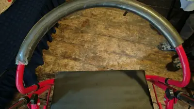 Andador ortopédico plegable con asiento y frenos - miniatura 3