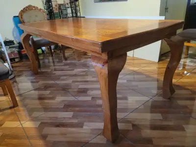 Mesa de comedor de madera sólida - miniatura 1