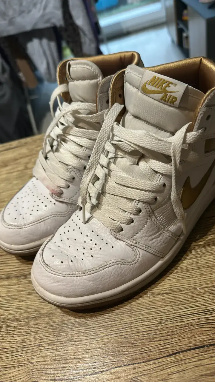 Zapatillas Nike Air blancas de cuero