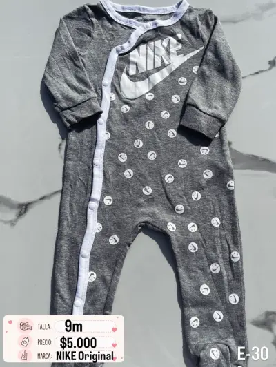 Enterito de bebé Nike gris con estampado - miniatura 1