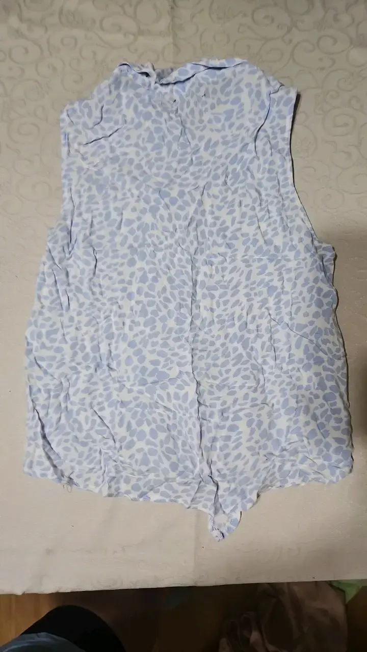 Blusa sin mangas estampada azul Simo - 2