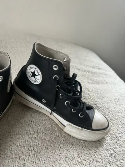 Zapatillas negras Converse - miniatura 4