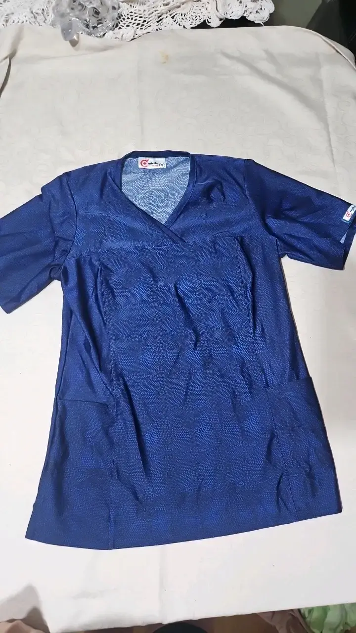 Blusa médica azul